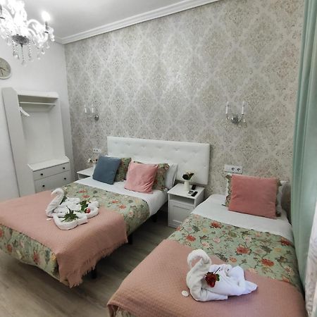 Hostal Milan Мадрид Екстер'єр фото